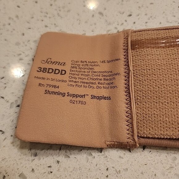 Soma Stunning Support Strapless Bra 38DDD Nude Underwire Lined *1 Strap - Picture 3 of 5